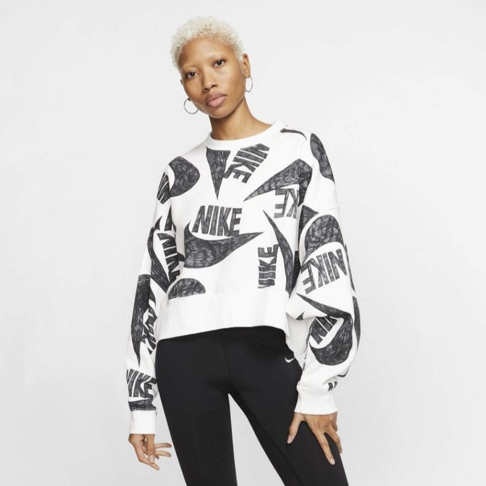 Nike Cropped Logo White & Black Sweatshirt